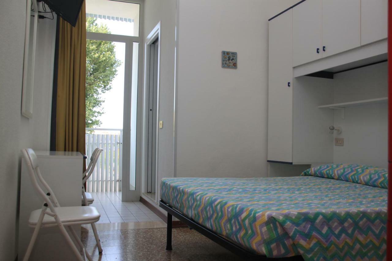 Albergo Elena Garni Καόρλε Εξωτερικό φωτογραφία